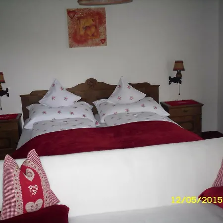 Vorderwiesgut Bed & Breakfast 3*